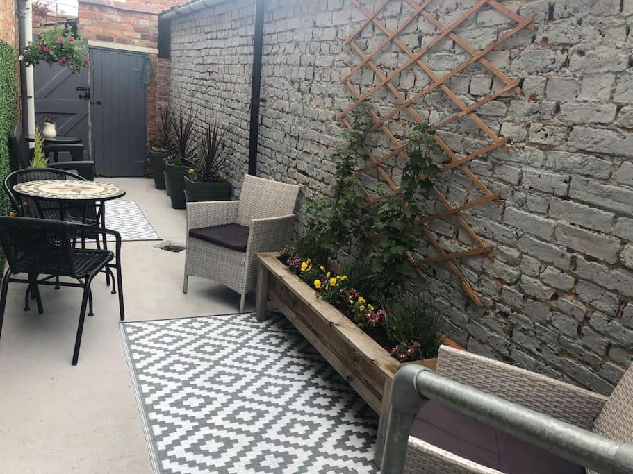 Large Cottage, Beach, Pubs Shops, Netflix, Bbq, Dog Friendly Hunmanby Dış mekan fotoğraf